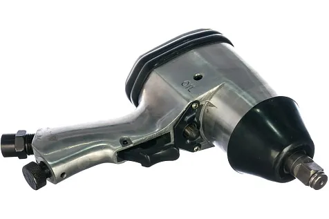 Пневмогайковерт ударный FoxWeld AERO, 130 л/мин, 8 Бар, 310Нм купить в СОМ